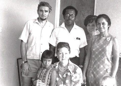 [back] Ivor Ellard, Frank Farnham, Anna, Violette Nakhjavani [front] Tiina, Rúhíyyih Khánum