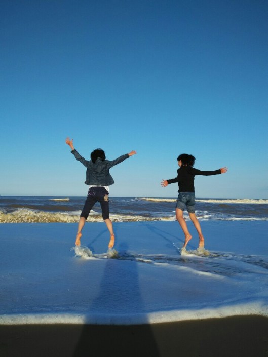 Anya and Rosie (Southwold 2015)